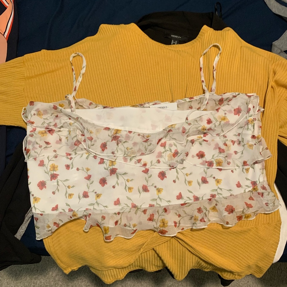 Crop top